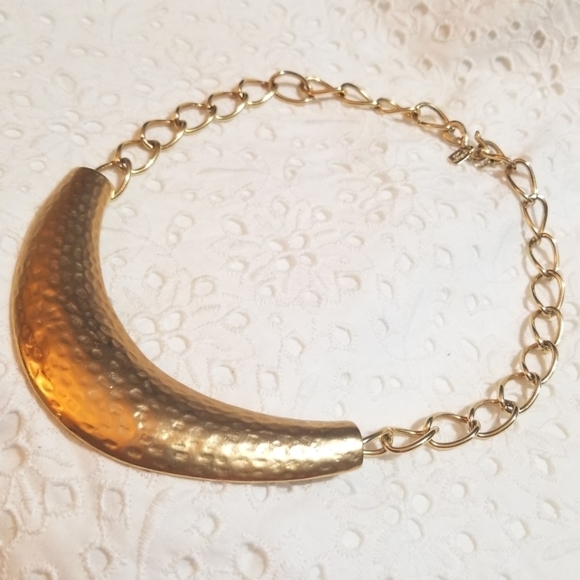 Vtg KJL Kenneth Jay Lane Gold Hammered Necklace - Picture 3 of 7